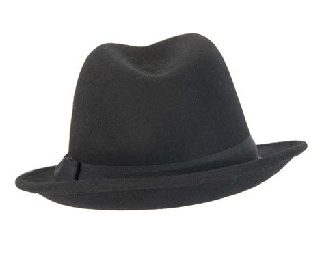 Shop the Latest Styles at Brothers Hat: Upgrade Your Wardrobe
